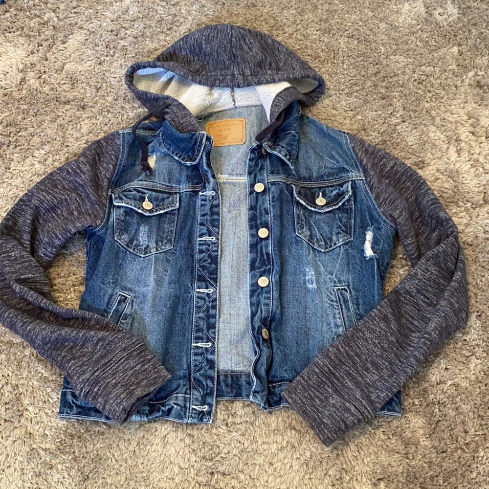 Women’s Denim Jacket